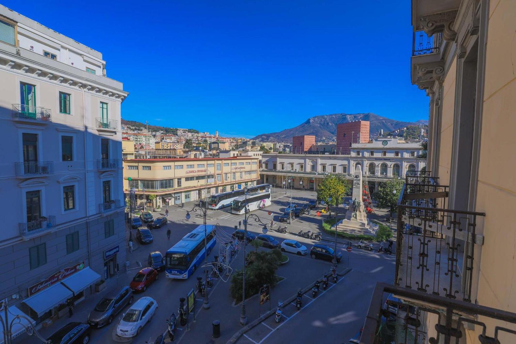 B&B Salerno Centrale Εξωτερικό φωτογραφία